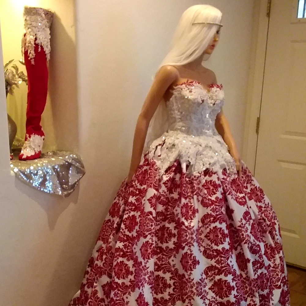 ELIZABETH Red & White Damask Lace Wedding Ballgown